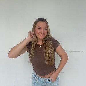 Meet your Posher, Lauren
